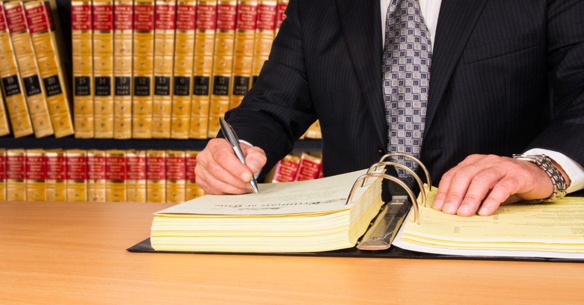 Know the reasons why you need an employment lawyer